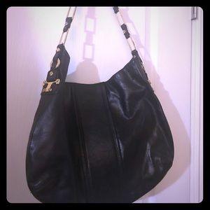 ❤️Tory Burch black leather purse with gold trim❤️